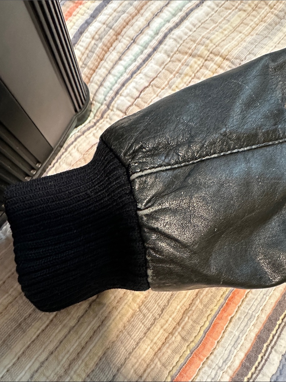 Vintage 1980’s Boys London Fog Black Real Leather Bomber Jacket Sherpa Collar - Picture 11 of 16